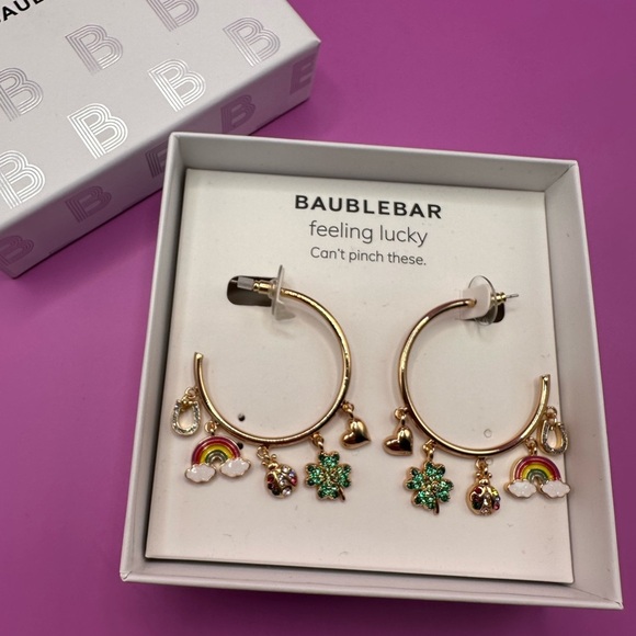 BaubleBar Feeling Lucky St. Patrick’s Day hoop earrings  NIB - Picture 1 of 5